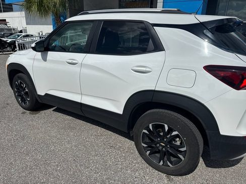 Used 2023 Chevrolet TrailBlazer LT w/ Convenience Package AWD/4WD image 6