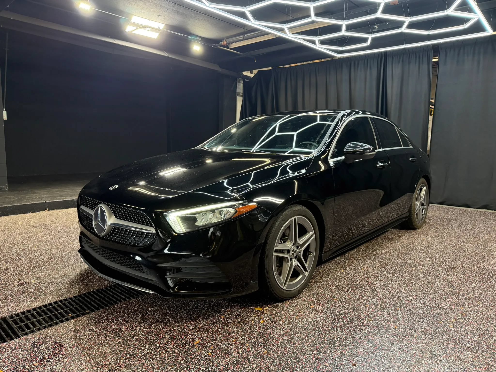 Used 2020 Mercedes-Benz A 220 4MATIC image 4