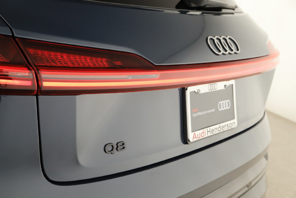 Certified 2024 Audi Q8 e-tron Premium Plus AWD/4WD image 31