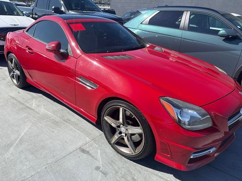 Used 2012 Mercedes-Benz SLK 350 image 2