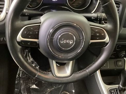 Used 2018 Jeep Compass Latitude w/ Popular Equipment Group image 9