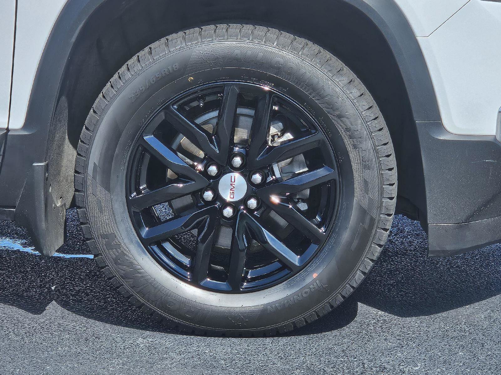 Used 2019 GMC Acadia SLT w/ LPO, Floor Liner Package FWD image 29