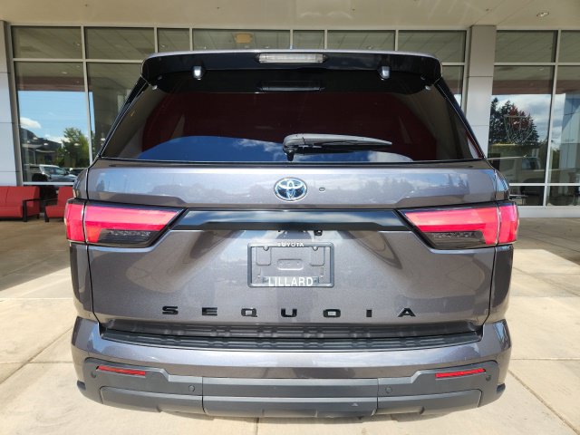 Used 2024 Toyota Sequoia SR5 w/ SR5 Premium Package AWD/4WD image 10