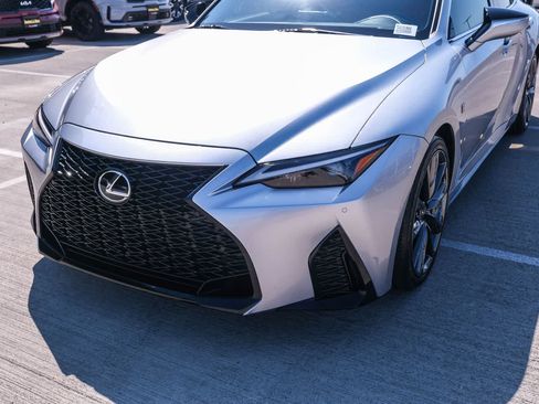 Used 2021 Lexus IS 350 F Sport w/ Accessory Package RWD image 11