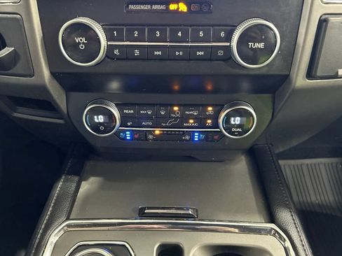 Used 2021 Ford Expedition XLT AWD/4WD image 22