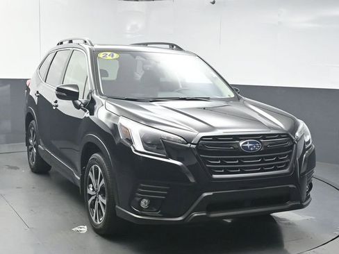 Used 2024 Subaru Forester Limited AWD/4WD image 2