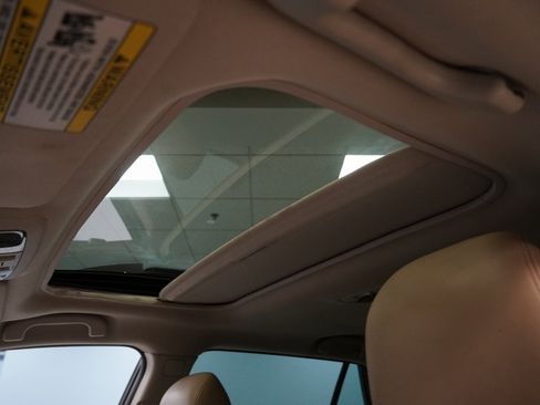 Used 2018 Subaru Outback 3.6R Limited image 4