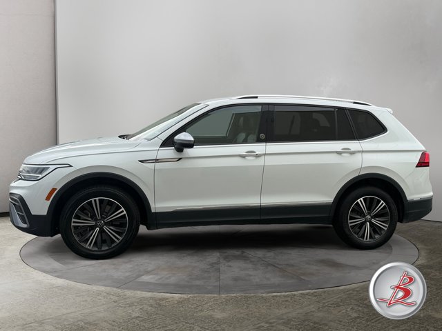 Used 2024 Volkswagen Tiguan Wolfsburg Edition AWD/4WD image 4