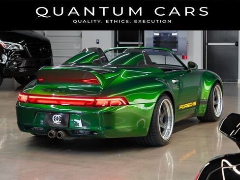 Used 1995 Porsche 911 Carrera RWD image 8