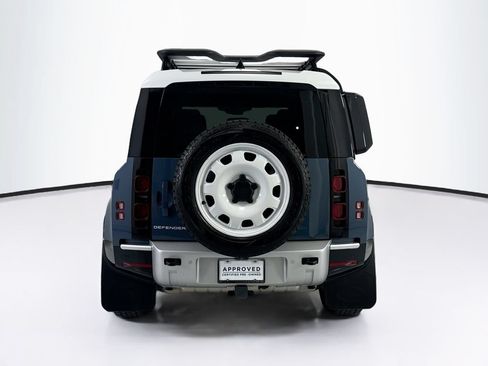 Used 2025 Land Rover Defender 110 S AWD/4WD image 6
