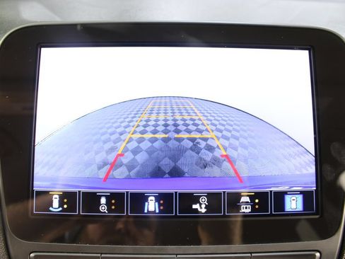 Used 2024 Chevrolet Equinox LT FWD image 3