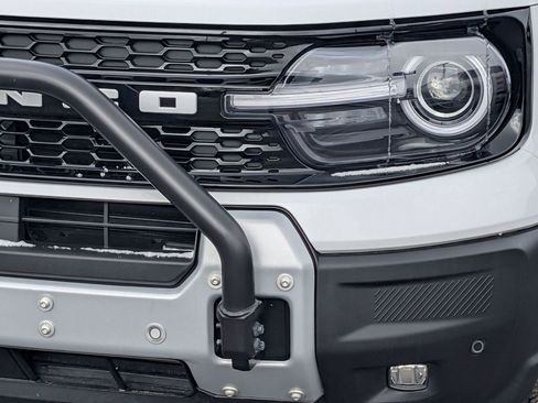 New 2025 Ford Bronco Sport Outer Banks w/ Sasquatch Outer Banks Package image 11