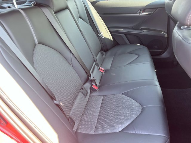 Used 2024 Toyota Camry XLE w/ Cold Weather Package FWD image 19