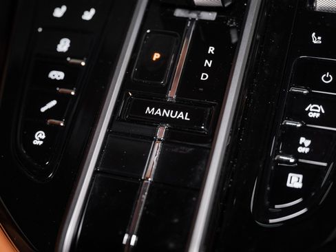 New 2026 Aston Martin V8 Vantage S image 30