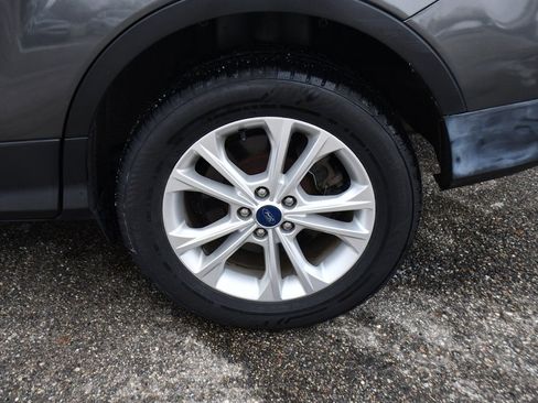 Used 2018 Ford Escape SE image 20