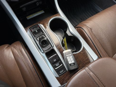 Used 2019 Acura TLX V6 SH-AWD w/ Advance Package image 16