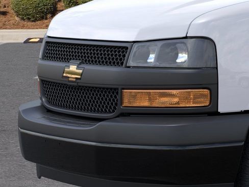 New 2025 Chevrolet Express 2500 w/ Driver Convenience Package RWD image 38