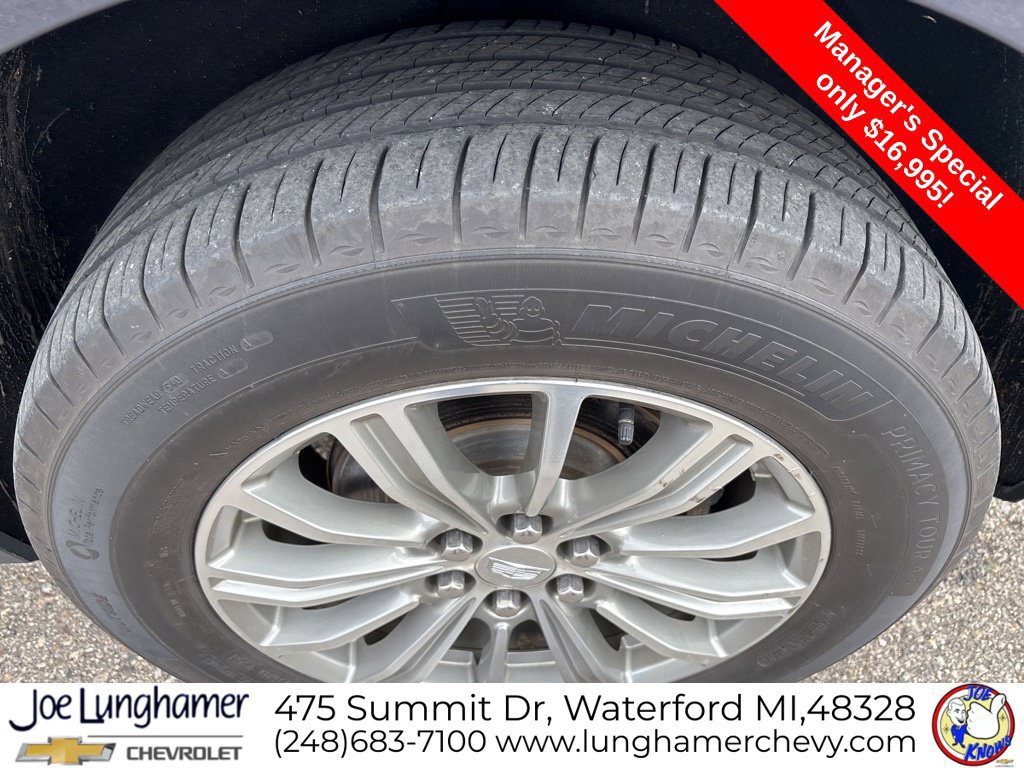 Certified 2018 Cadillac XT5 Luxury w/ Driver Awareness Package AWD/4WD image 12