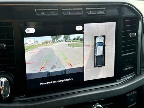 Used 2024 Ford F350 Platinum w/ Tremor Off-Road Package AWD/4WD image 25