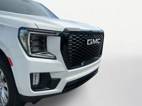 Used 2023 GMC Yukon Denali AWD/4WD image 22