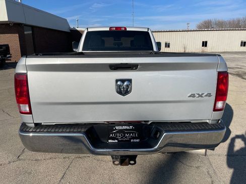 Used 2018 RAM 3500 Tradesman w/ Chrome Appearance Group image 4