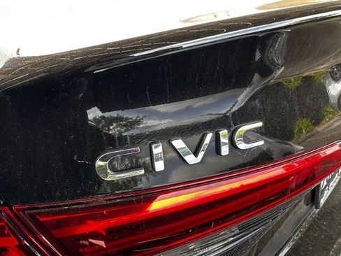 Used 2023 Honda Civic LX image 27