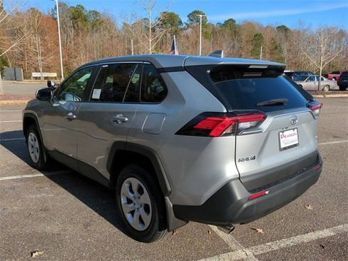 New 2025 Toyota RAV4 LE image 6