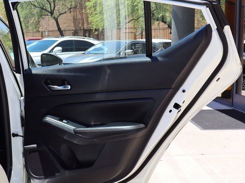 Used 2020 Nissan Altima 2.5 SR FWD image 26