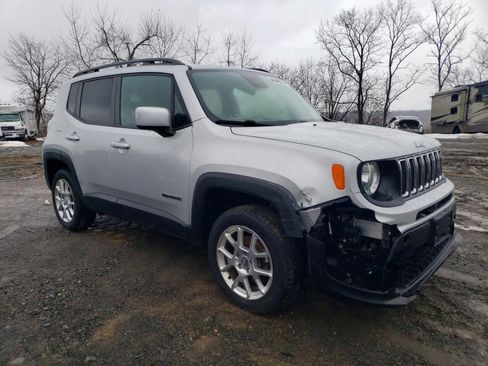 Used 2019 Jeep Renegade Latitude w/ Cold Weather Group image 1