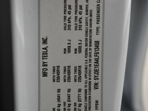 Used 2020 Tesla Model 3 Standard Range image 26