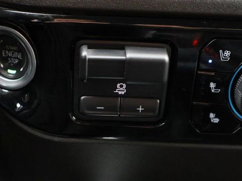 Certified 2024 Chevrolet Silverado 1500 LTZ image 32