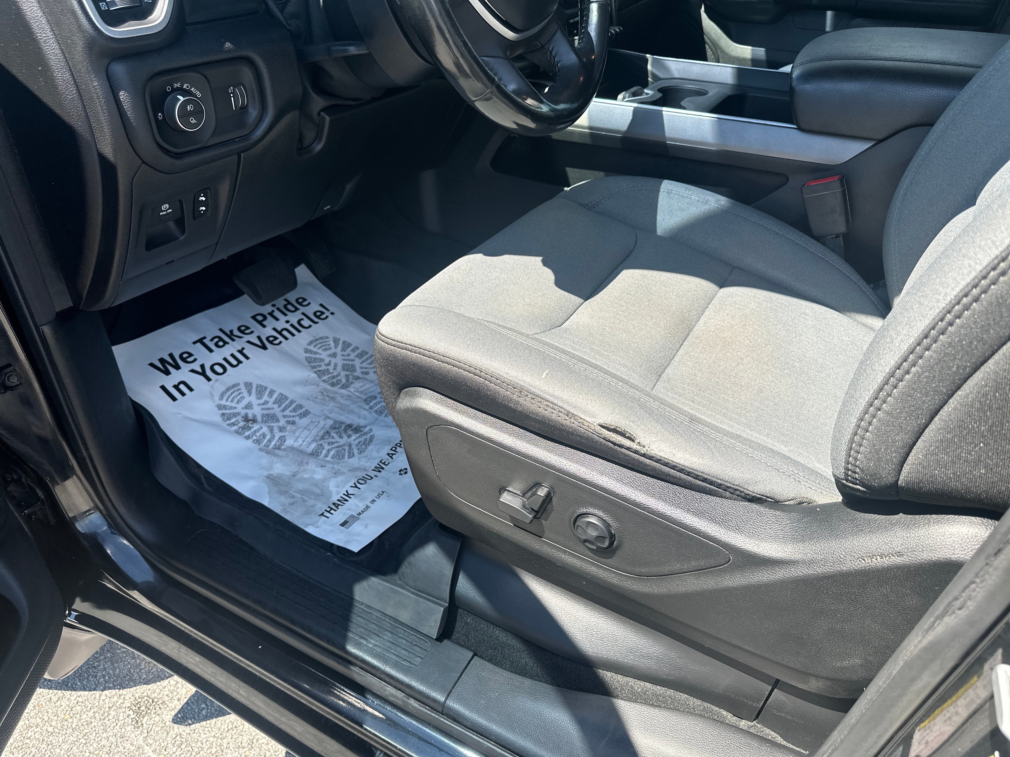 Used 2020 RAM 1500 Big Horn AWD/4WD image 15