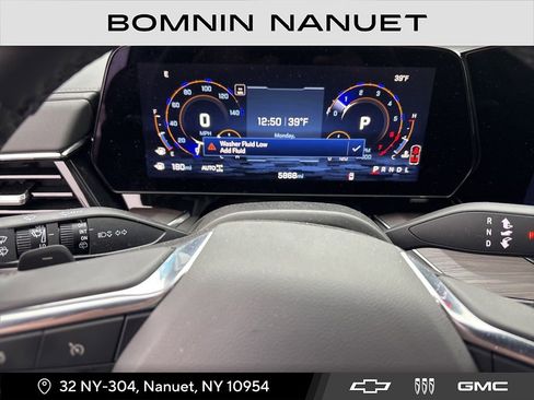 Used 2025 Chevrolet Tahoe Z71 w/ Comfort Package image 1