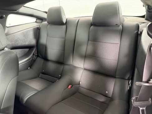Used 2014 Ford Mustang Coupe RWD image 14