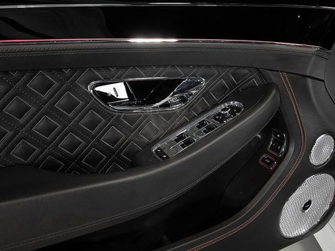 Used 2020 Bentley Continental GT image 35