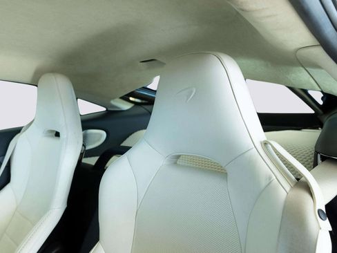 Used 2023 McLaren GT image 16