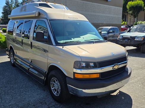 Used 2012 Chevrolet Express 2500 w/ Power Package image 3