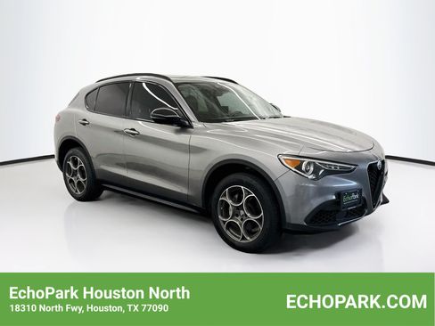 Used 2021 Alfa Romeo Stelvio Sprint w/ Nero Edizione RWD image 1