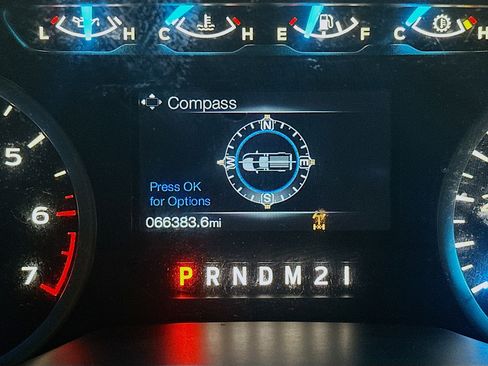 Used 2016 Ford F150 XLT w/ Equipment Group 302A Luxury AWD/4WD image 18