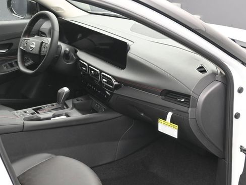 New 2026 Nissan Sentra SR w/ SR Premium Package image 6