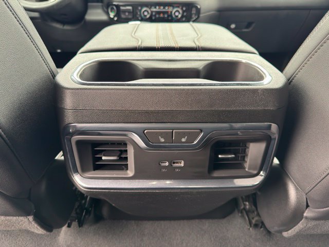 Used 2024 Chevrolet Silverado 1500 High Country w/ Technology Package AWD/4WD image 10