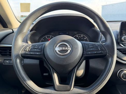 Used 2024 Nissan Altima 2.5 S image 19