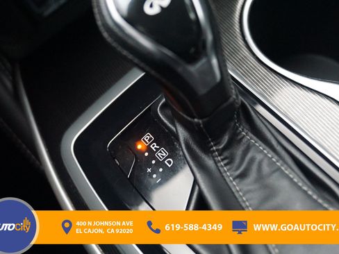 Used 2020 INFINITI QX60 Luxe w/ Essential Package FWD image 28