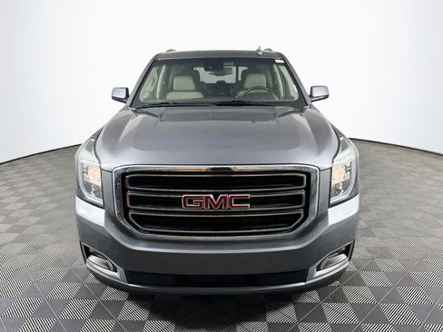 Used 2019 GMC Yukon SLT RWD image 2