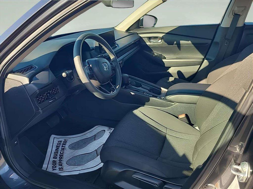 Used 2025 Honda Accord LX image 11