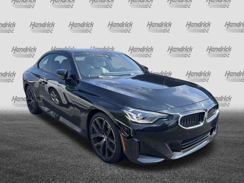 Used 2023 BMW 230i Coupe w/ Convenience Package RWD image 7