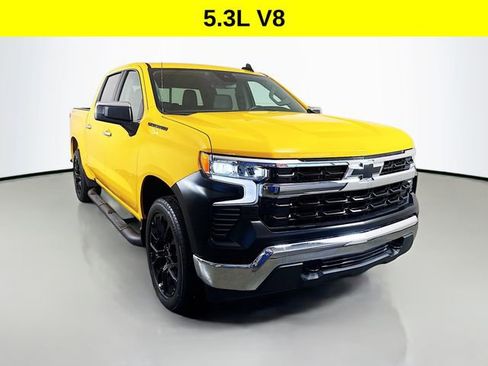 Used 2026 Chevrolet Silverado 1500 LT w/ Leather Package image 2