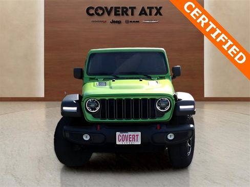 Used 2025 Jeep Wrangler Unlimited Rubicon image 8