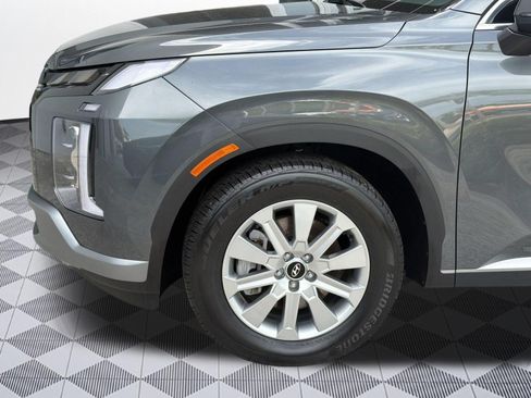 Used 2025 Hyundai Palisade SEL FWD image 13