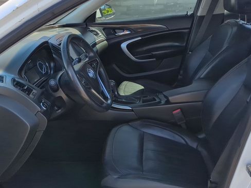 Used 2017 Buick Regal AWD image 11
